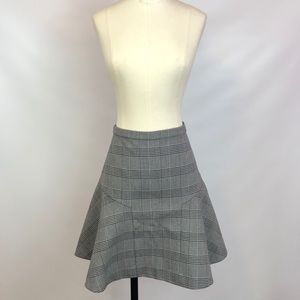 SOLD✨NWOT J.Crew Houndstooth Flute Skirt Size: 8✨